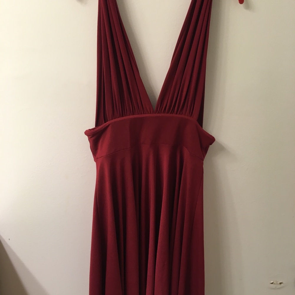 Red dress - Picture 2 of 3